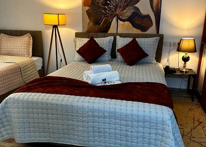 Starmax City's Yalova Szálloda Kazimiye